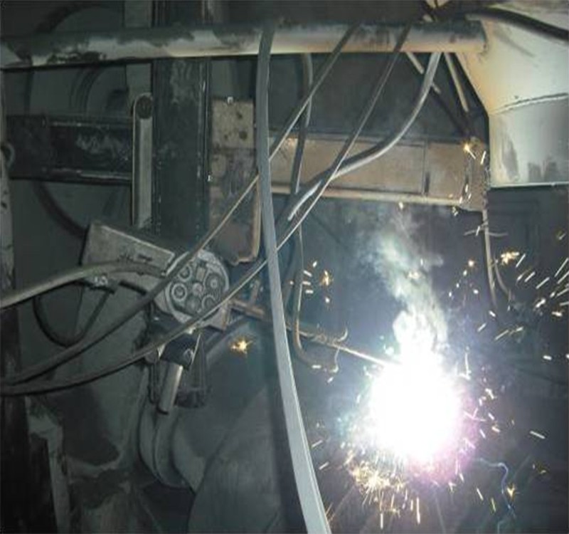 磨盤(pán)磨輥離線(xiàn)堆焊設(shè)備