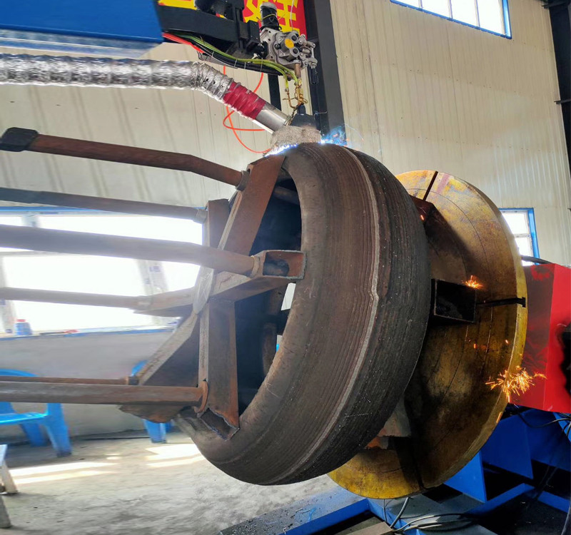 磨盤(pán)磨輥離線(xiàn)堆焊設(shè)備