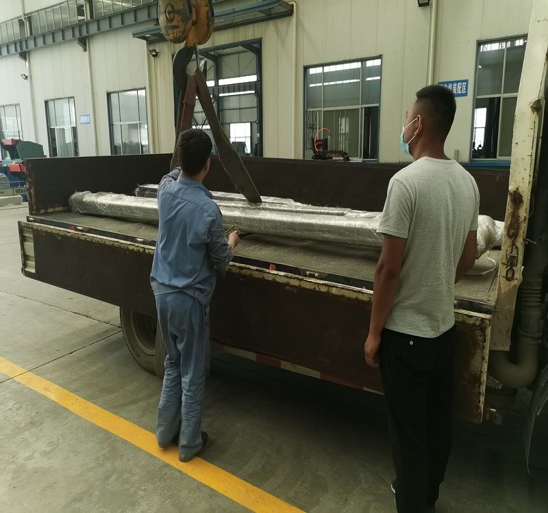 北京沃爾丁的操作機，發(fā)往長春