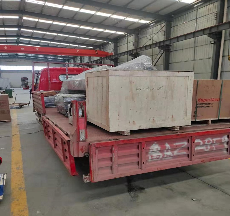 斯里蘭卡3*14切割機發(fā)貨(圖1)